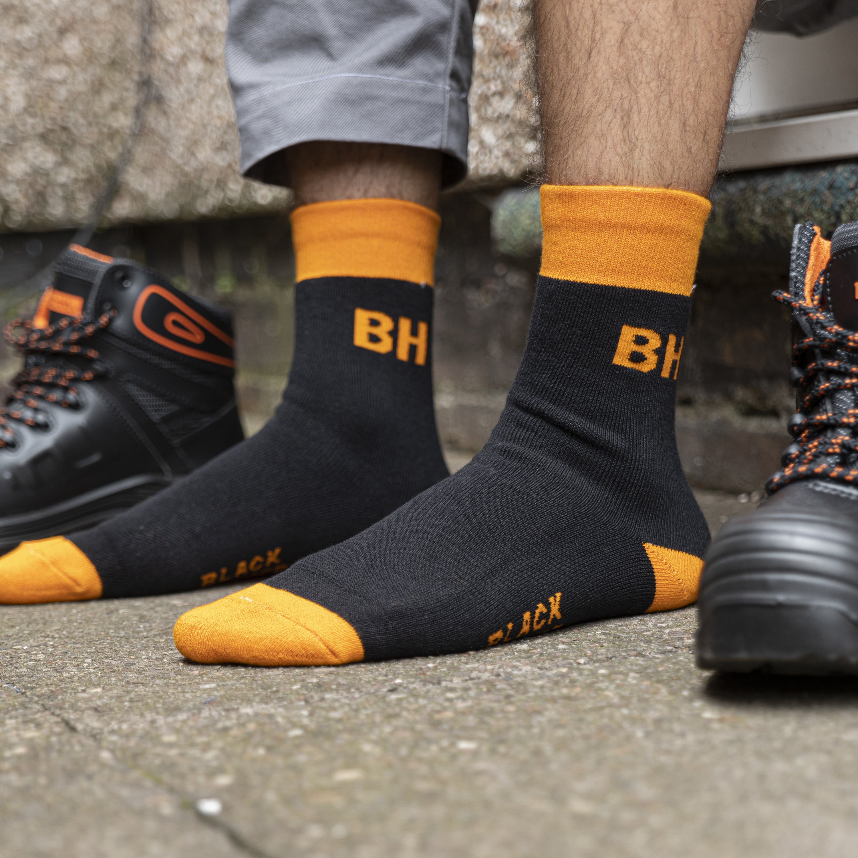 Men's Black Work Socks – Reinforced Cushion Sole, Mid Calf, Boot Socks (Size 6-11)