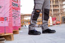 Load image into Gallery viewer, Black Hammer Men&#39;s safety boots for outdoor and indoor work
