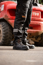 Load image into Gallery viewer, Mens Safety Boots Work Shoes Leather Steel Toe Cap Working Footwear S3 SRC 4400
