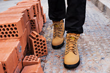 Load image into Gallery viewer, Men&#39;s Safety Leather Boots S3 SRC Steel Toe Cap Work Shoes Ankle Leather Tan 2007 Black Hammer
