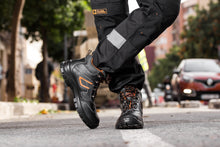 Load image into Gallery viewer, Mens Leather Safety Boots S3 SRC Steel Toe Cap Work Shoes Ankle Leather Wide Fit 6652
